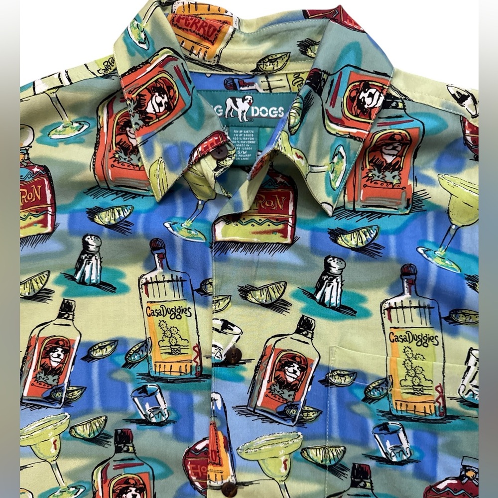 Vintage Big Dogs Tropical Men’s Size S/M‎ Button Up Shirt Alcohol Big Dogs